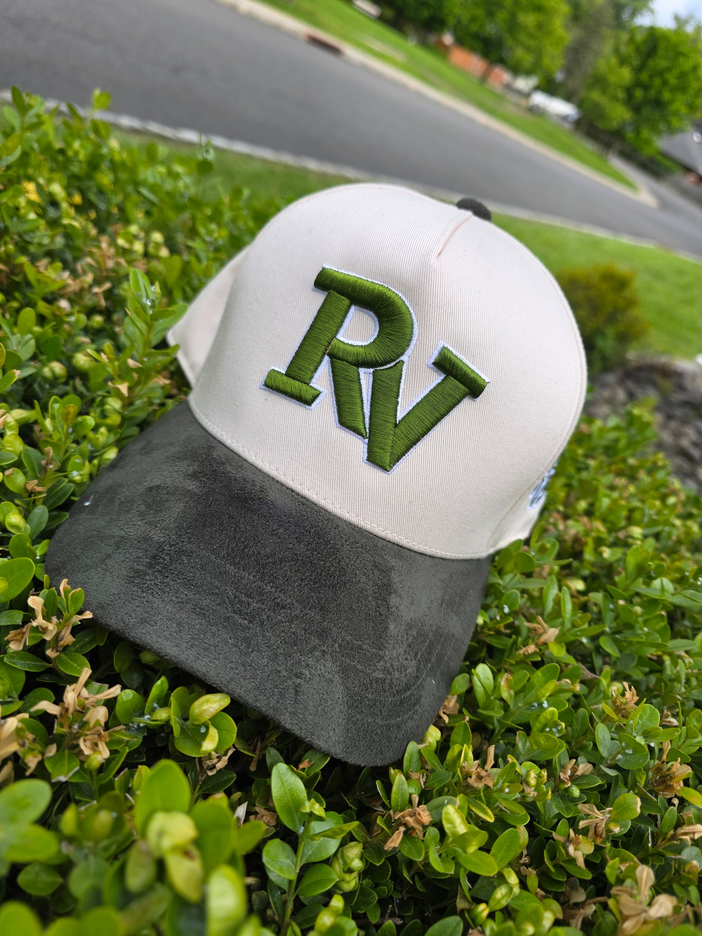 RV Puff Hats