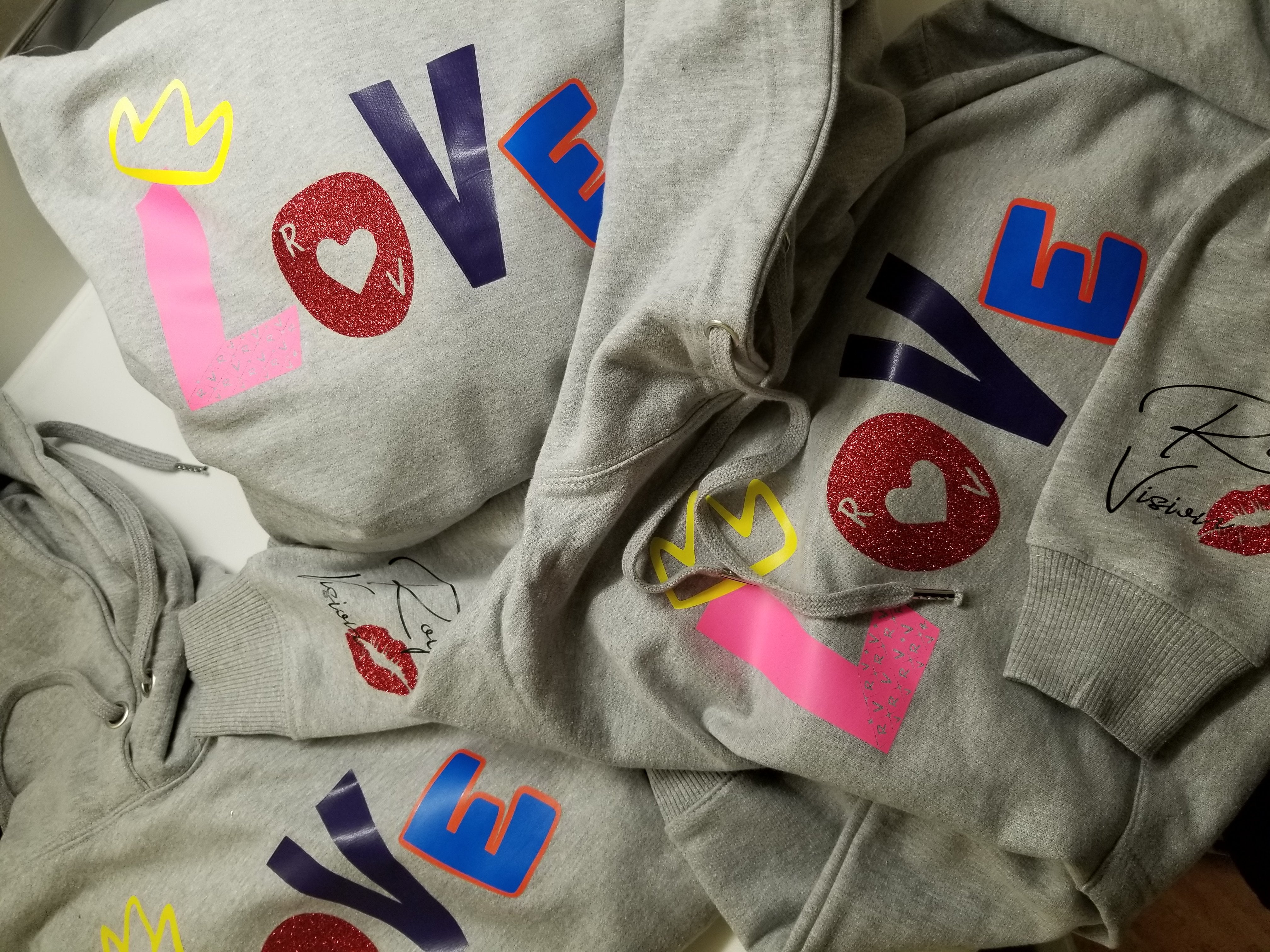 Unisex Love Pull over Hoodie