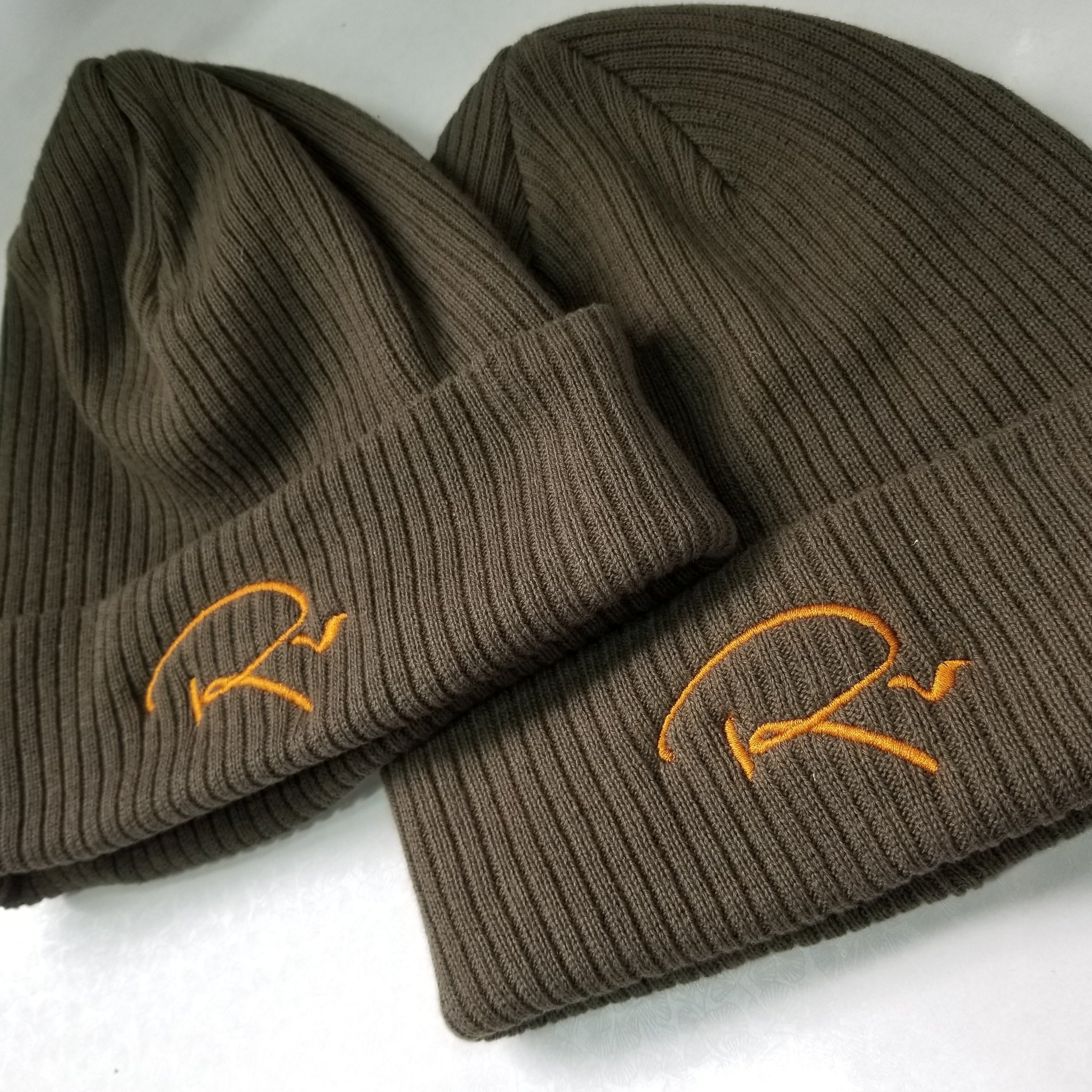 Rv Embroidery Beanie (Hunter Green/Orange)